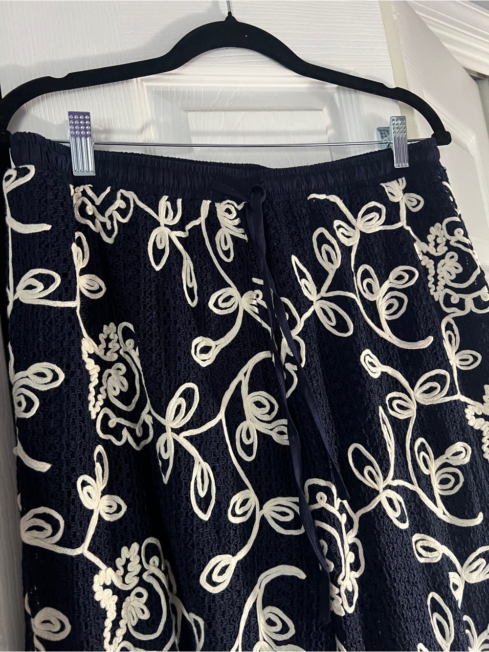 Solitaire Navy and Cream Crochet Top with Floral Swirls - Picture 7 of 10